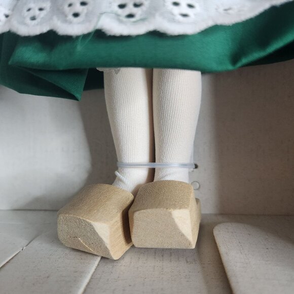 Shirley Temple Doll Collection Ideal Classic Box Heidi Cottagecore - Picture 5 of 7